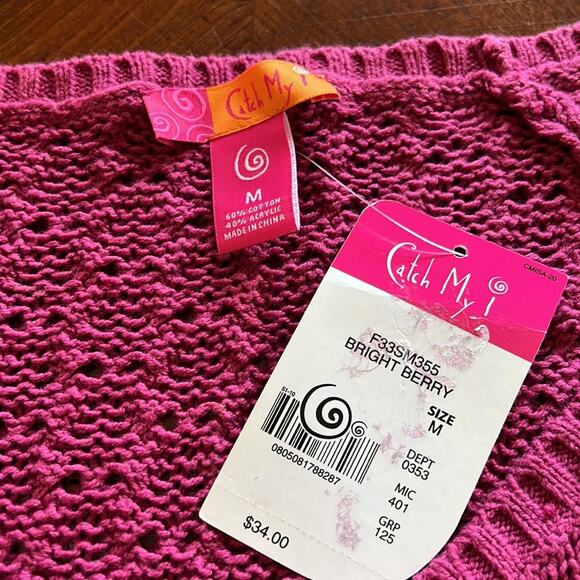 Catch My I Raspberry Pullover Knit Sweater NWT Woman Size Medium - Picture 5 of 8
